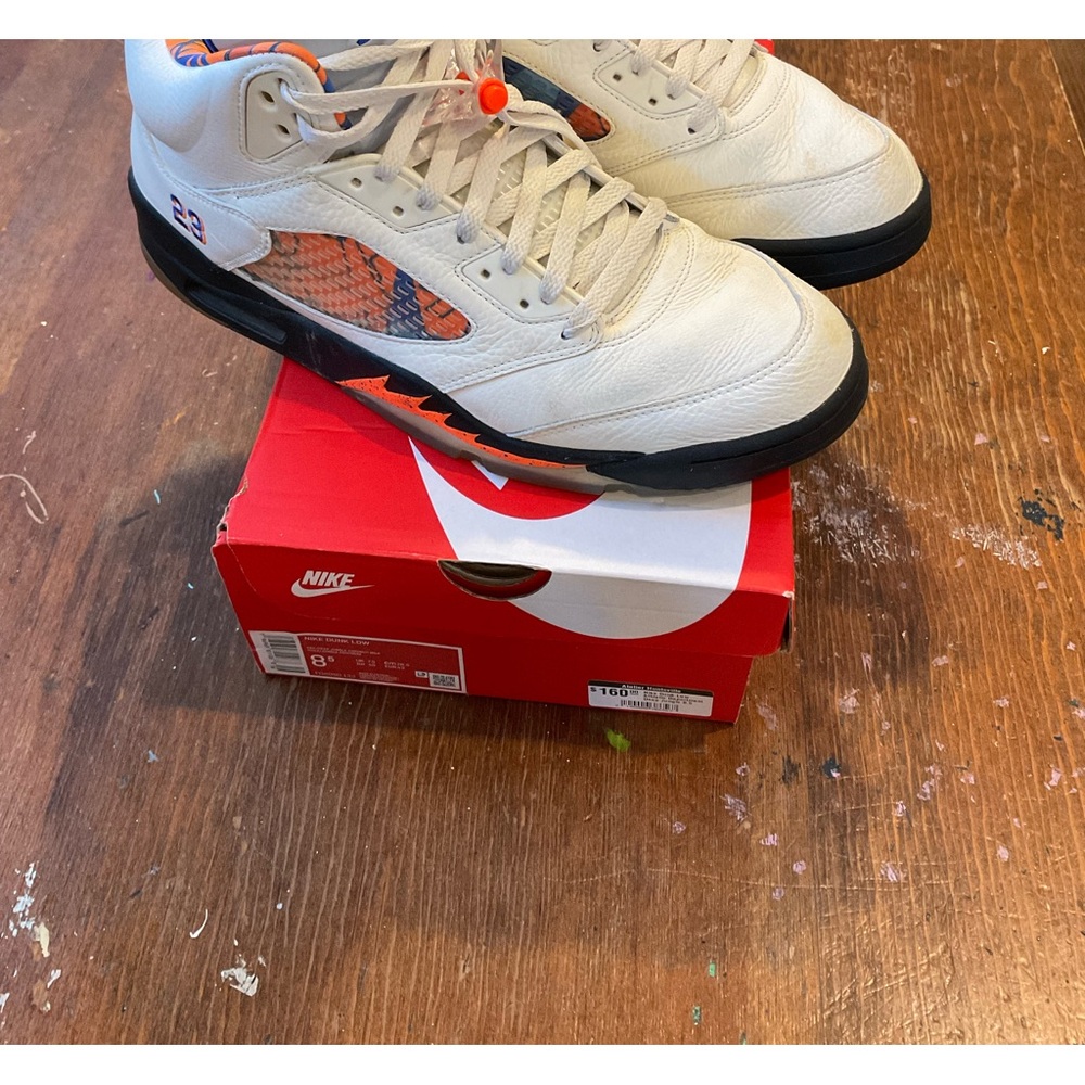 Air Jordan Flight Retro 5 Internationals Size 12 great condition